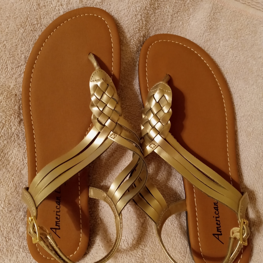 American Eagle sandals